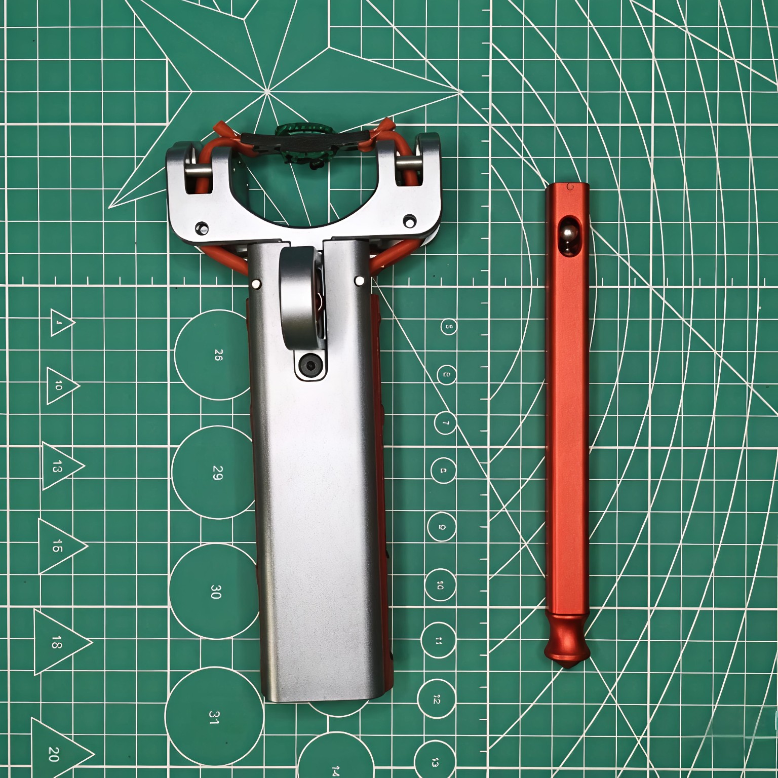 TITAN SEMI S1 và ống chứa bi