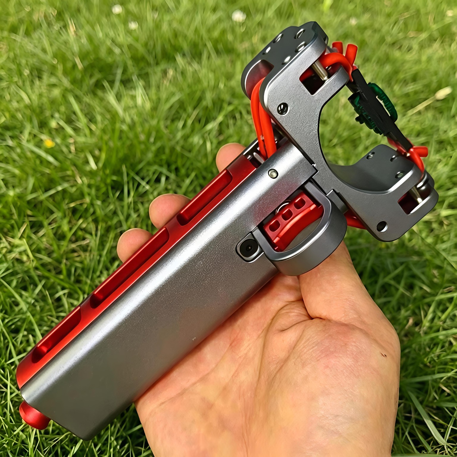 Cận cảnh TITAN SEMI S1 CNC